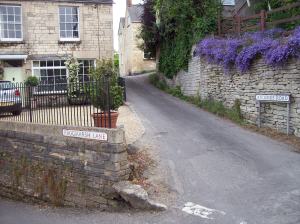 Woodchester: Atcombe Road & Frogmarsh Lane.
